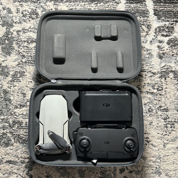 D̶J̶I̶ M̶a̶v̶i̶c̶ M̶i̶n̶i̶ D̶r̶o̶n̶e̶ SOLD!! - Picture 7 of 9